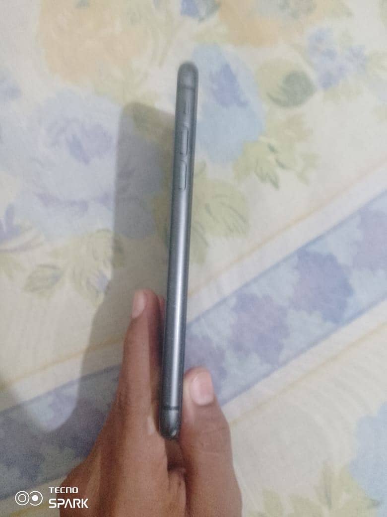 Apple iPhone 11 2