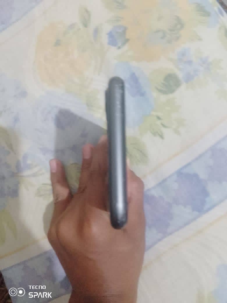 Apple iPhone 11 5
