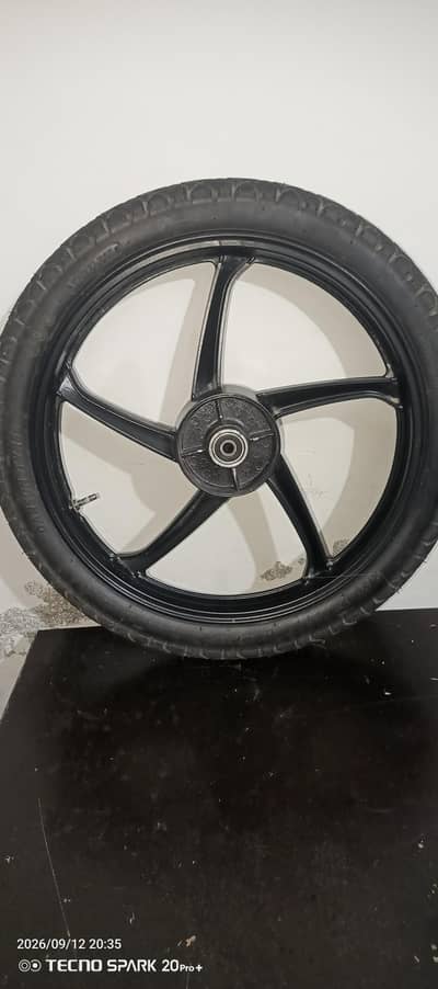 tyres with alloyrim tubeless