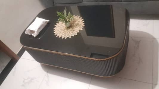 Lounge table