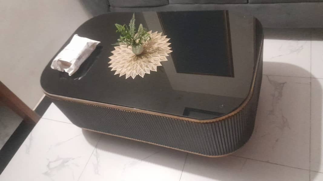 Lounge table, pure wooden golden black 0