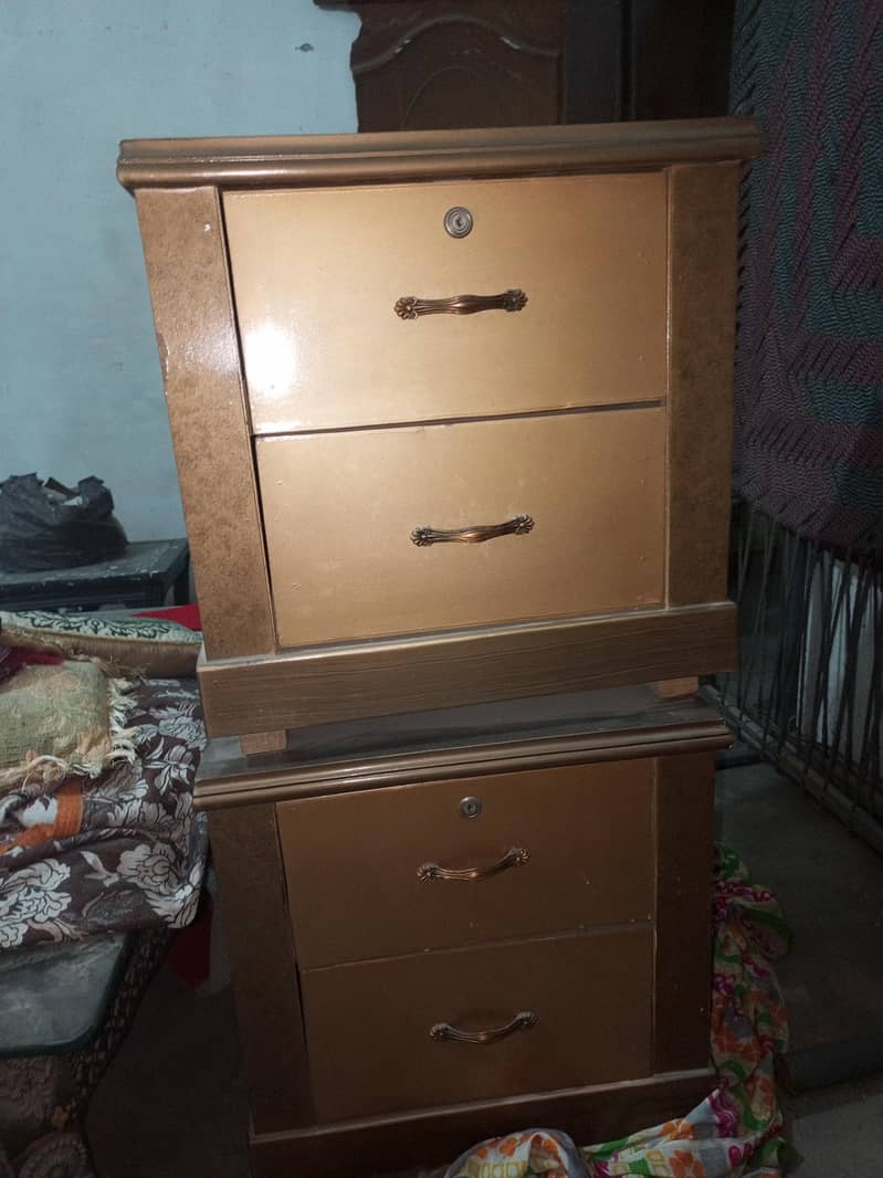 side Table 0