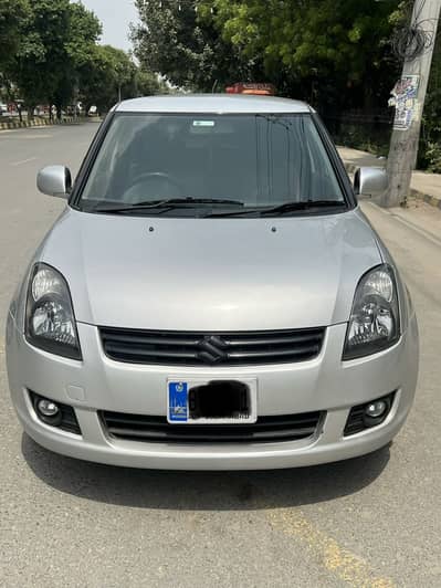 Suzuki Swift 2018 Dlx