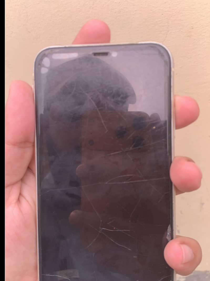 Apple iPhone 11 6