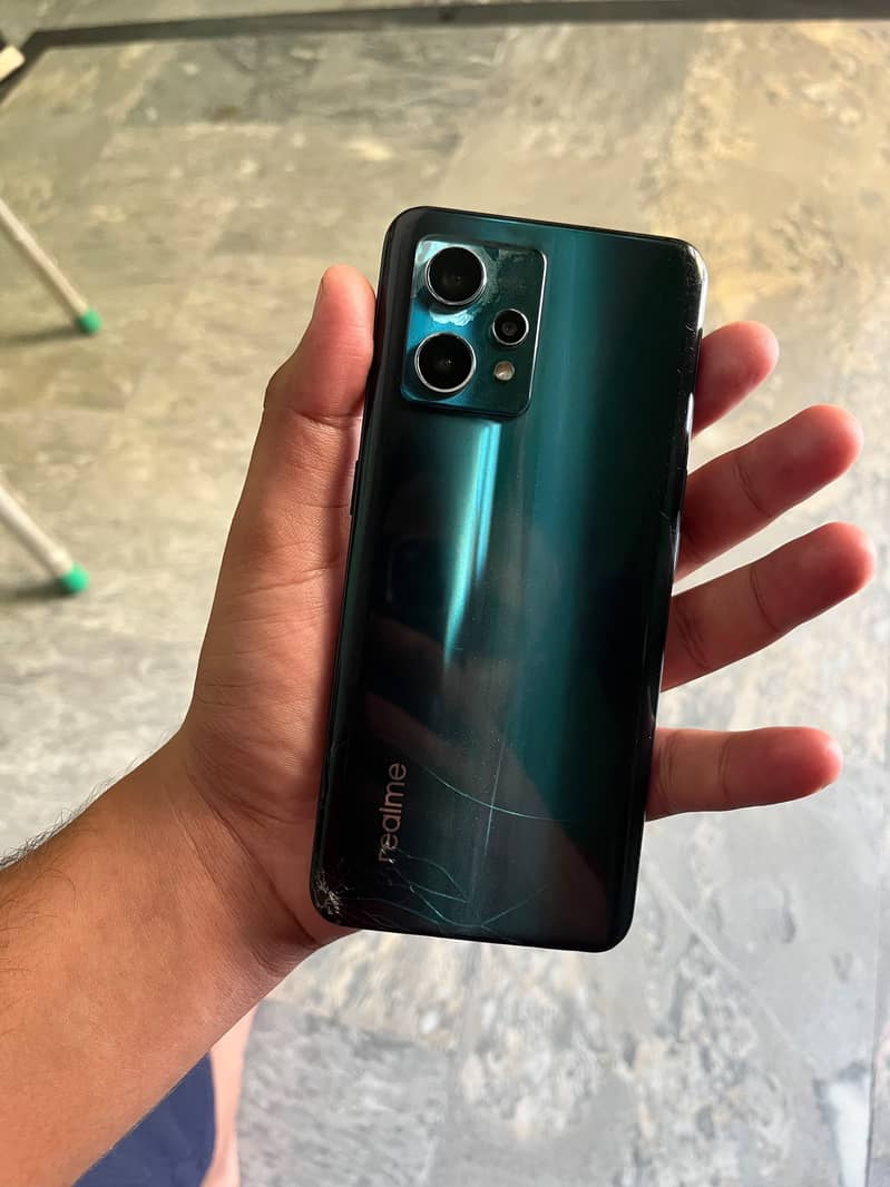 Realme 9 Pro Plus 4