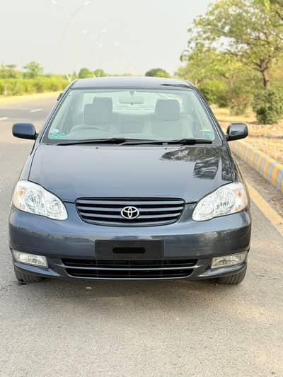 Toyota Corolla SE Saloon, Total Genuine