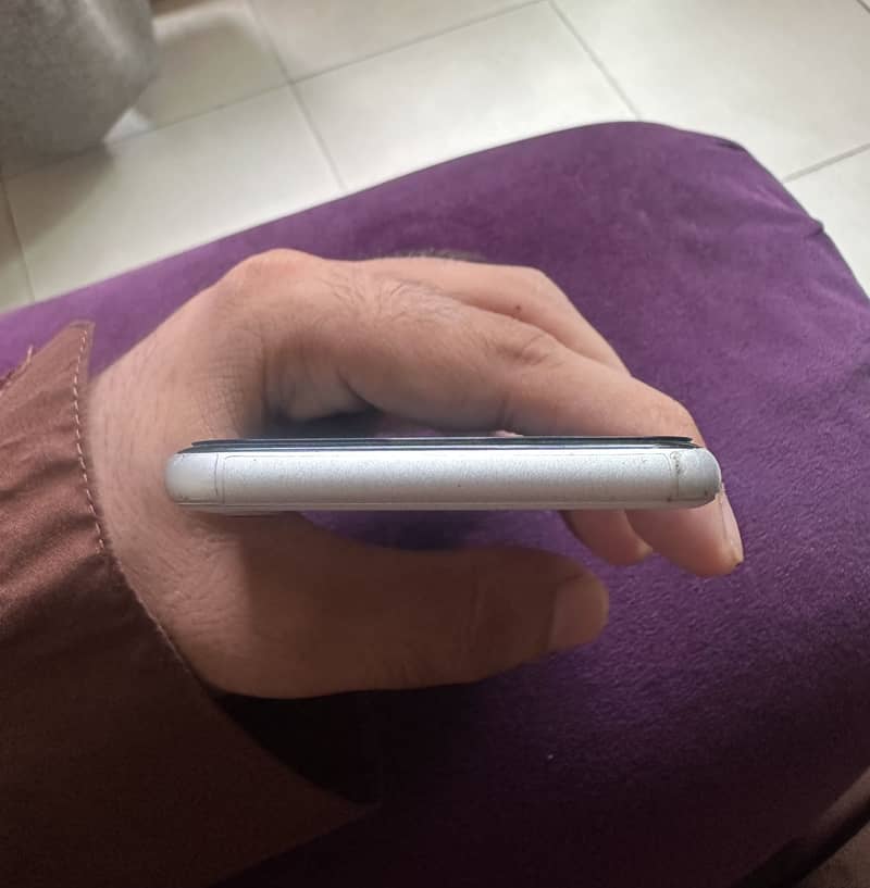 Apple iPhone SE 2