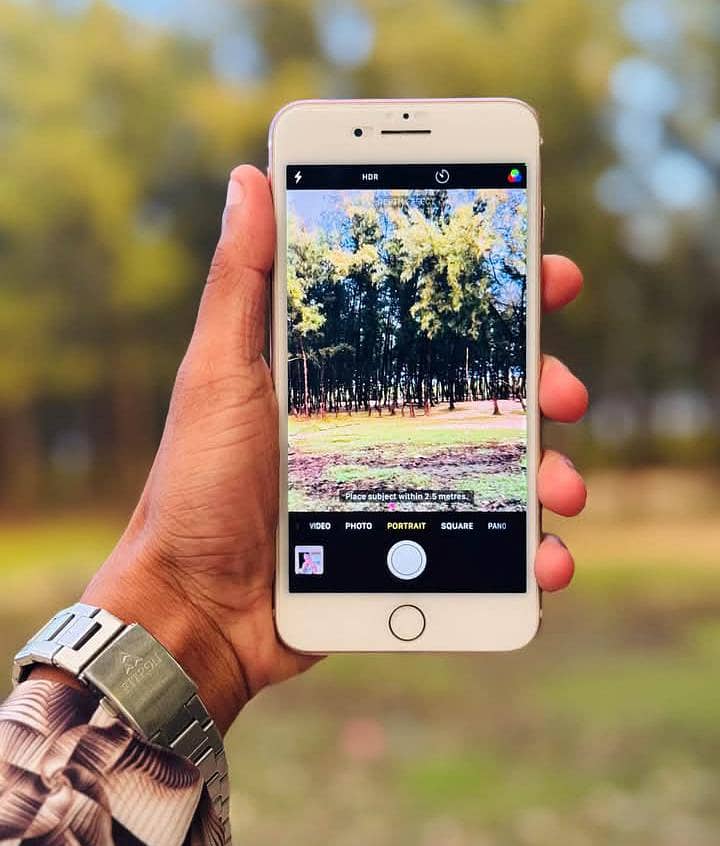 Apple iPhone 7 Plus 2