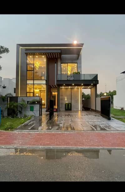 Ideal 10 Marla House Available In Bahria Town - Jinnah Block, Lahore
