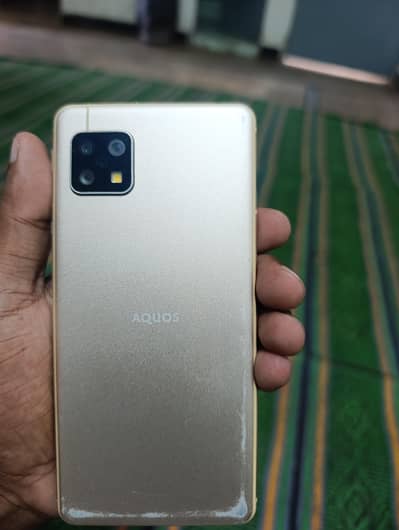 Sharp Aquos Sense 5g