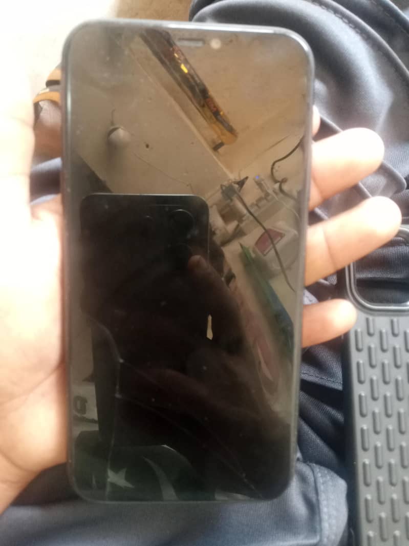 Apple iPhone 11 1