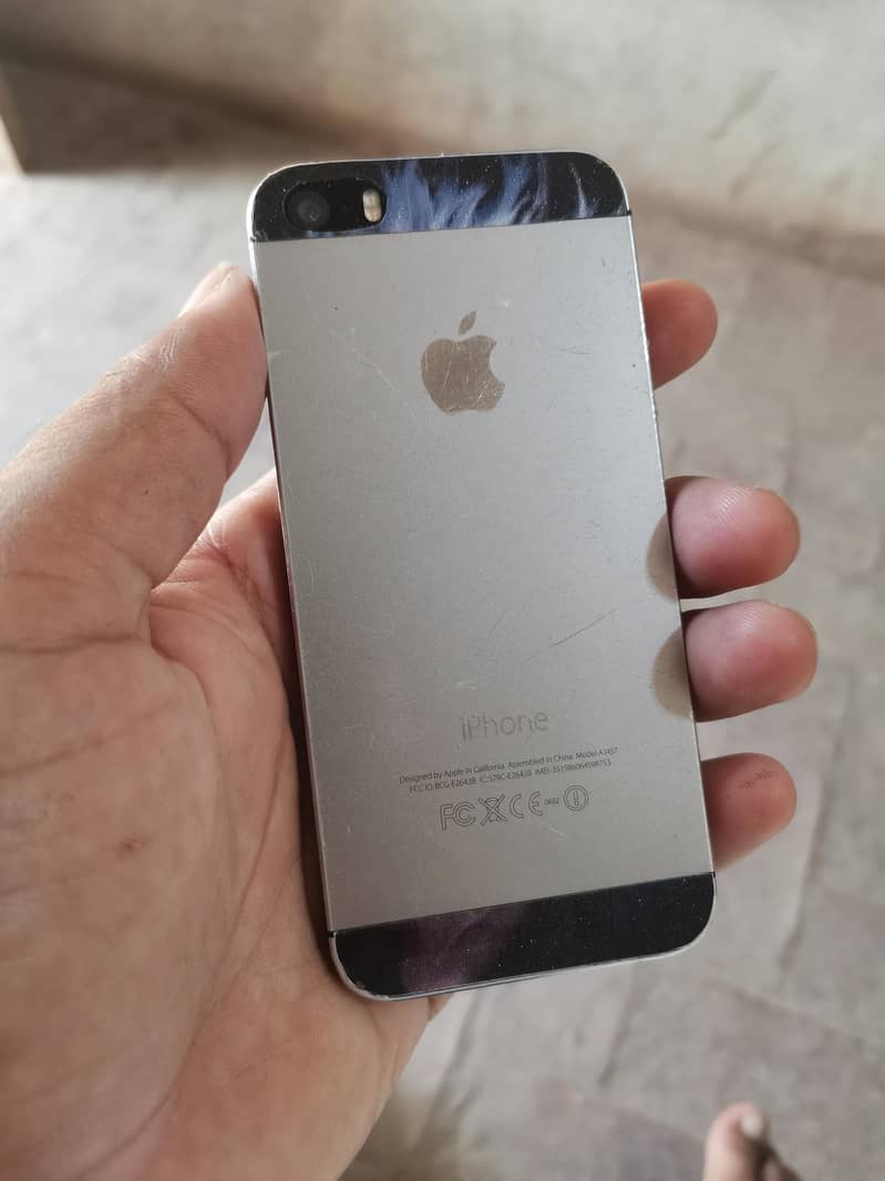 Apple iPhone 5s 0