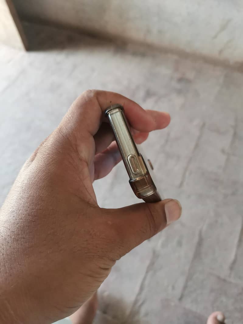 Apple iPhone 5s 6