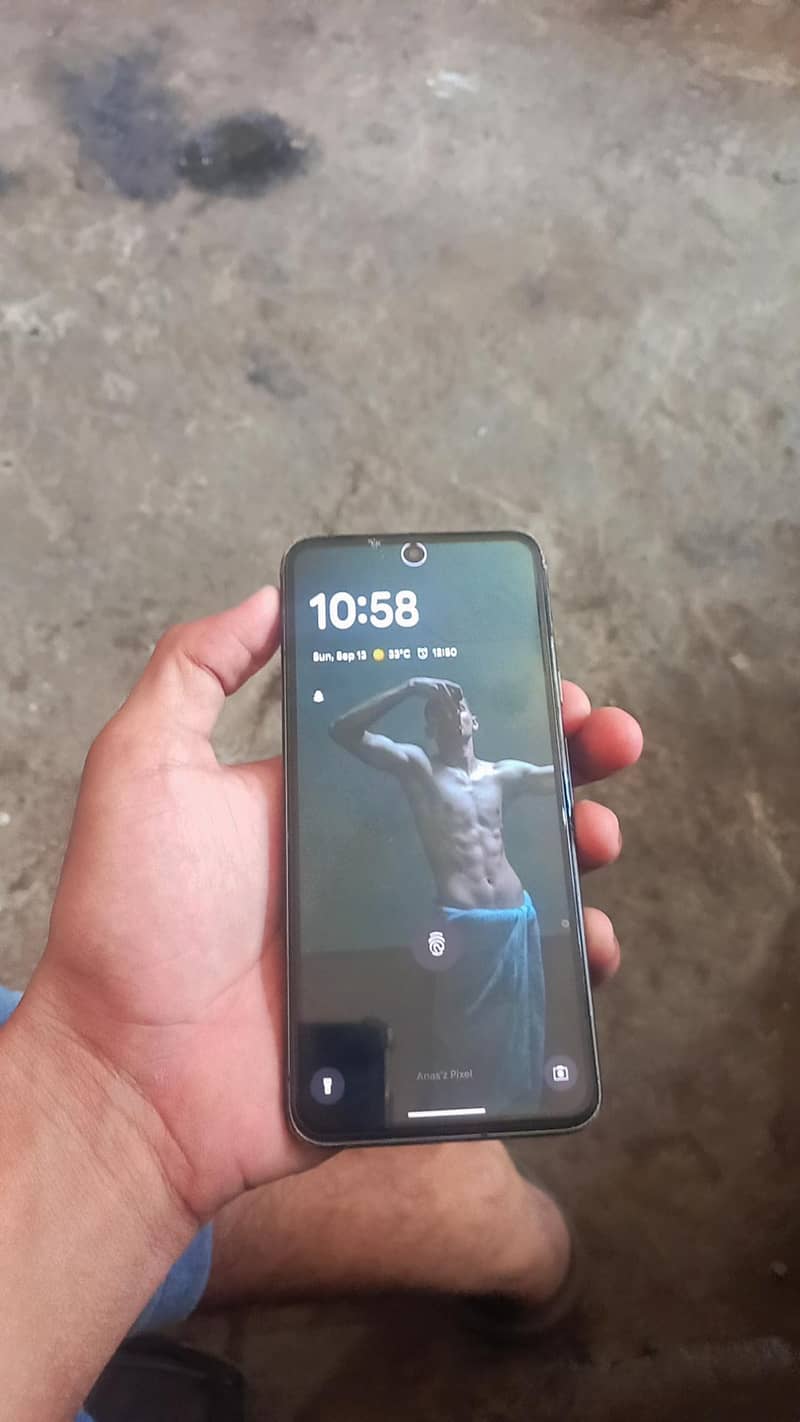 Google Pixel 8 1
