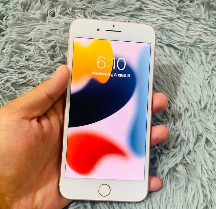 Apple iPhone 7 Plus 1