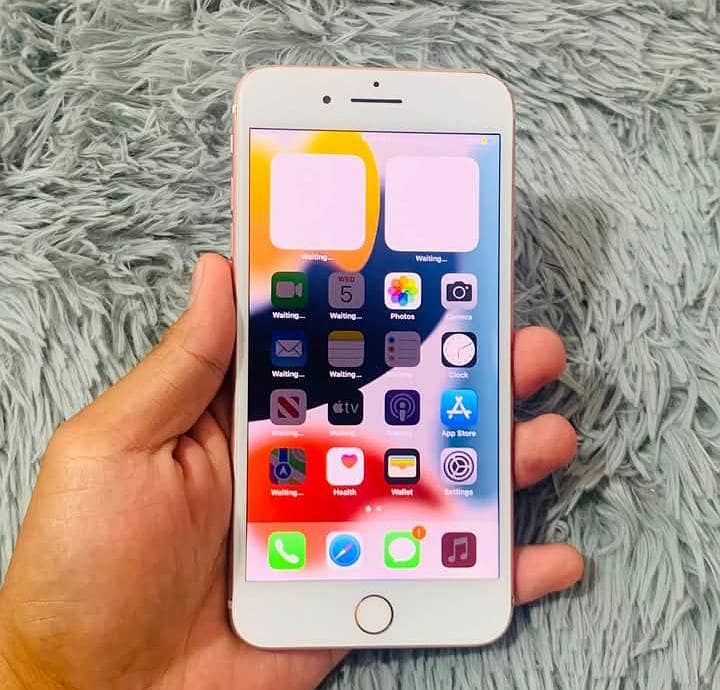 Apple iPhone 7 Plus 2