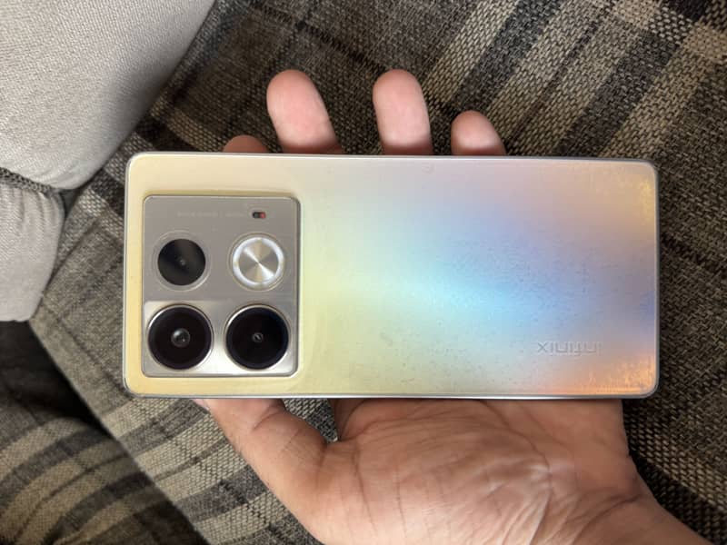 Infinix Note 40 1