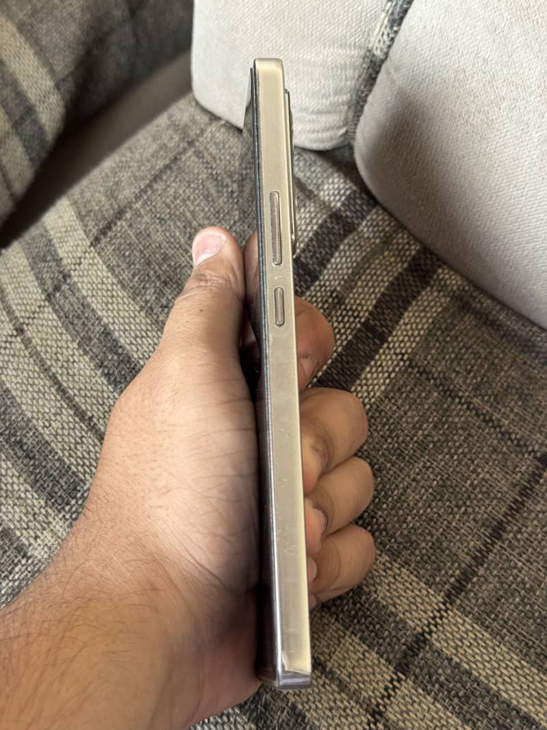 Infinix Note 40 4
