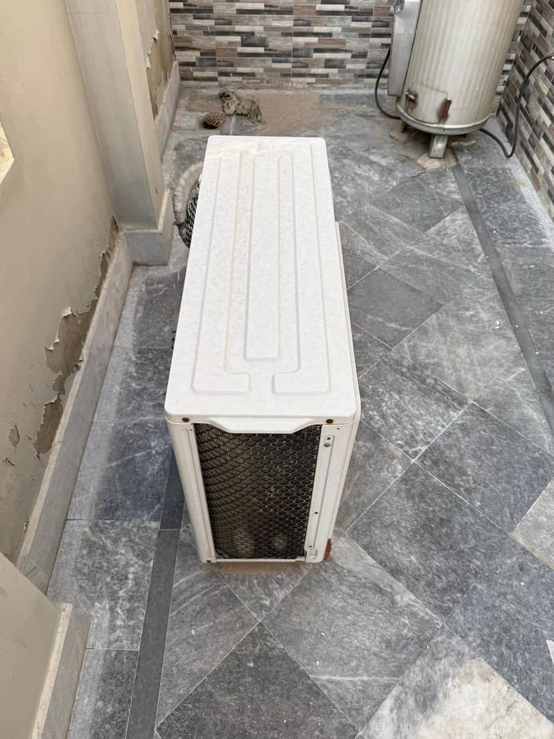 hisense AC 2