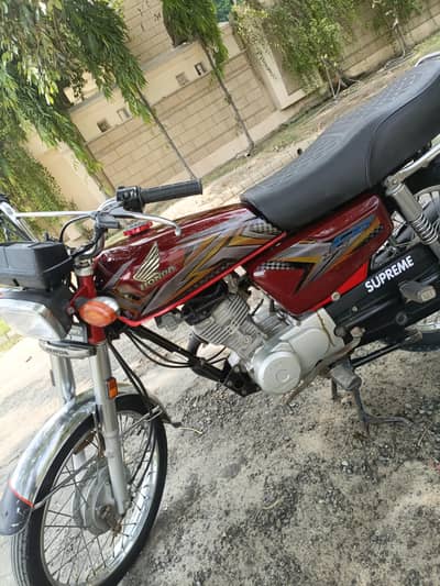 Honda CG 125 2025