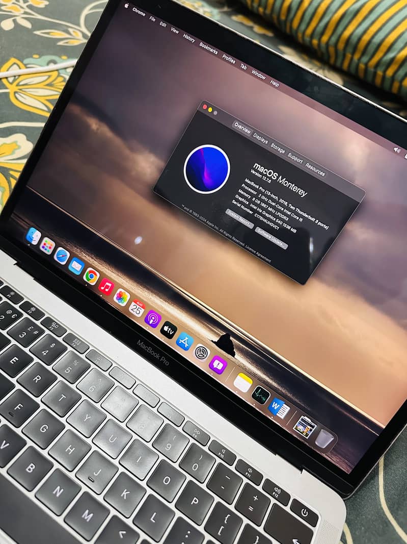 Apple MecBook 1