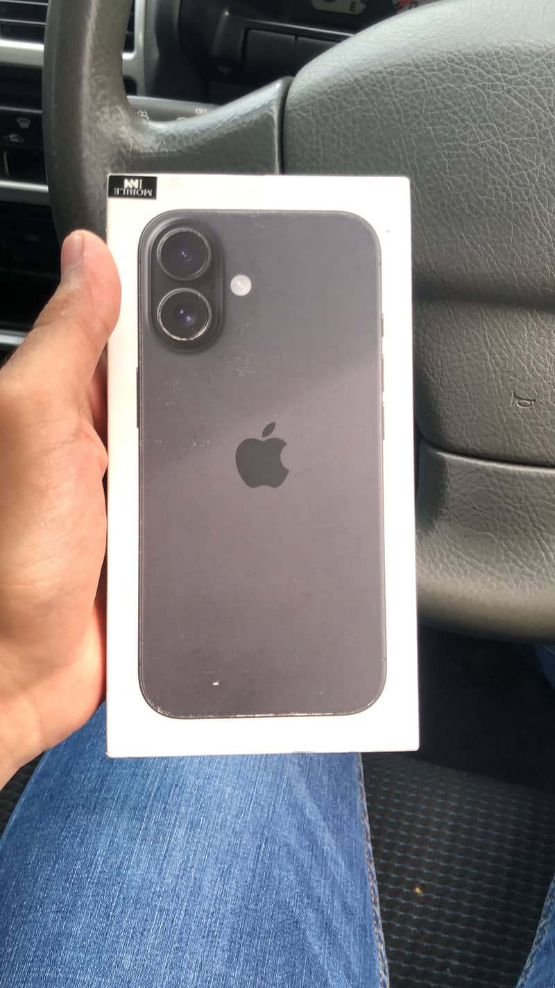 Apple iPhone 16 1