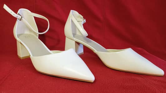 XIT Pointed slingbacks ( white )