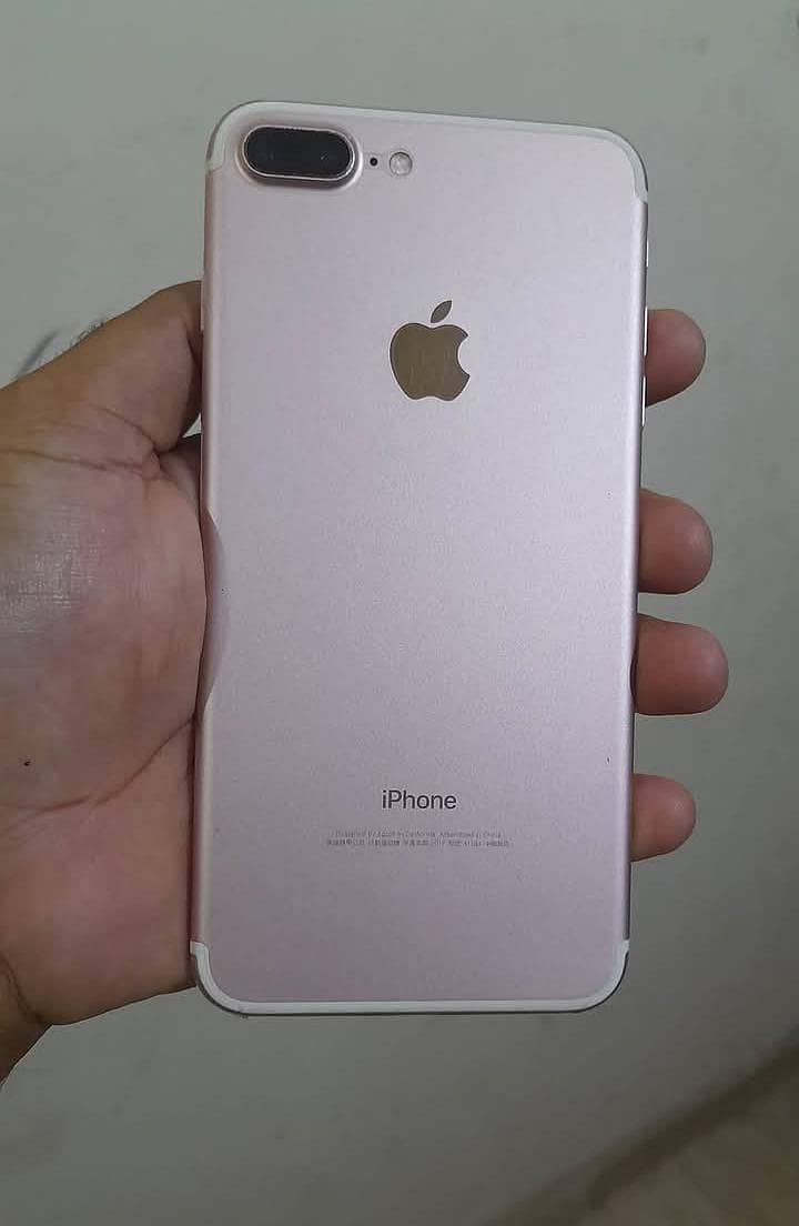Apple iPhone 7 Plus 0