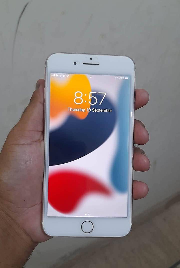 Apple iPhone 7 Plus 1