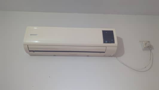 Two Air Conditioner for Sale