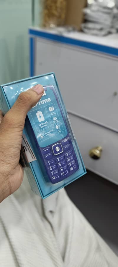 Q Prime Keypad Mobile – Deep Purple | Brand New Box Pack