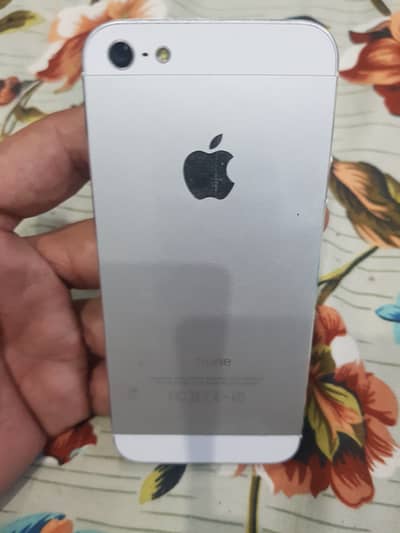 Apple iPhone 5