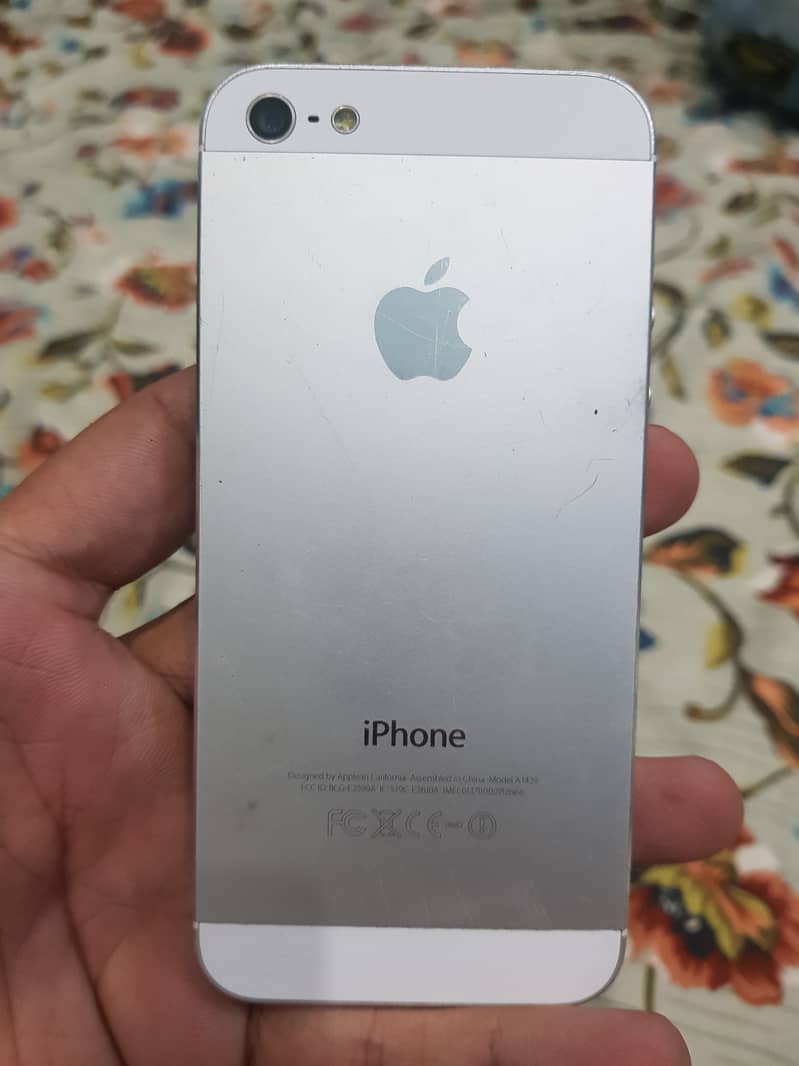 Apple iPhone 5 2
