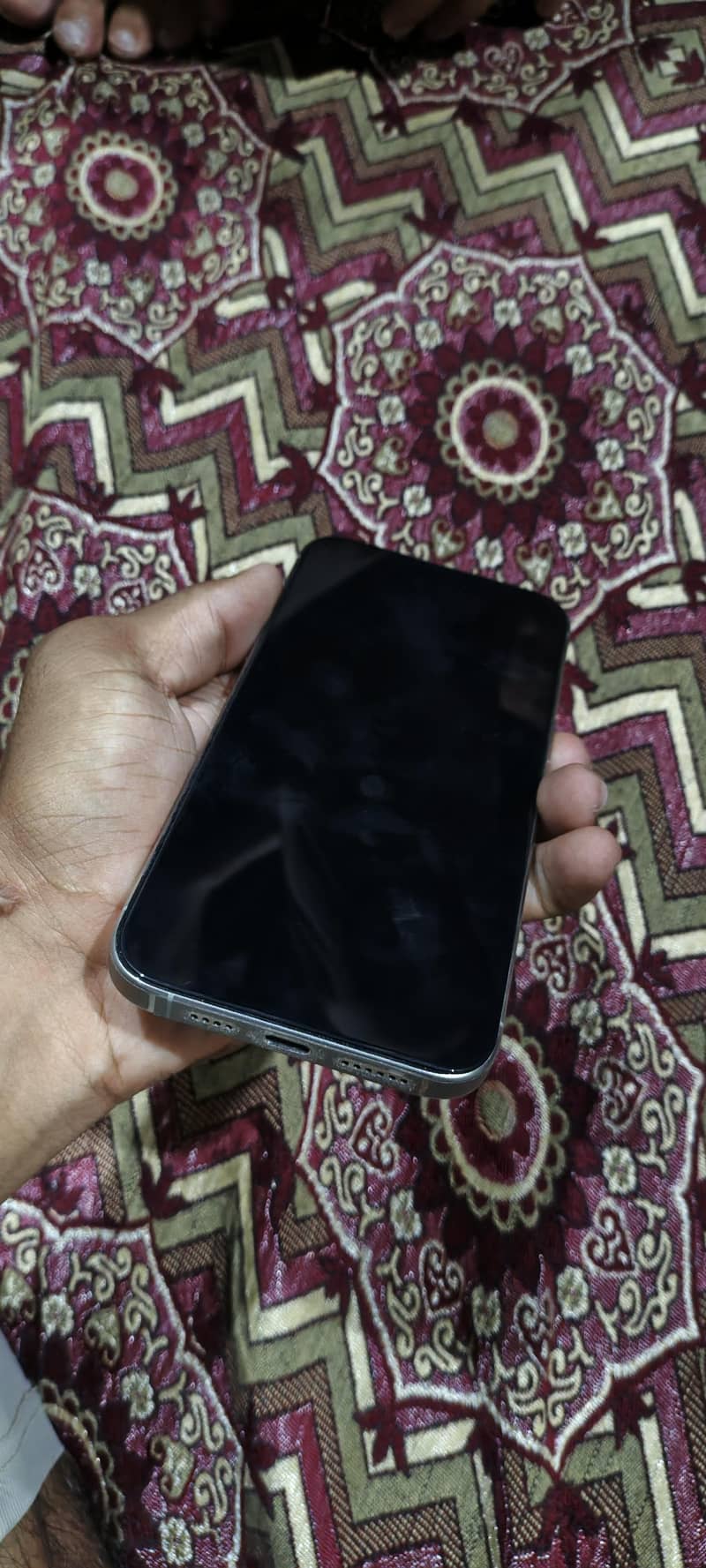 Apple iPhone 15 Pro Max 0