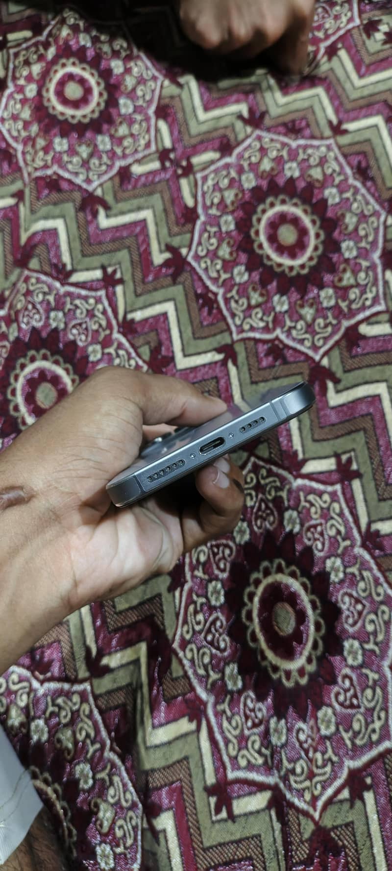 Apple iPhone 15 Pro Max 1