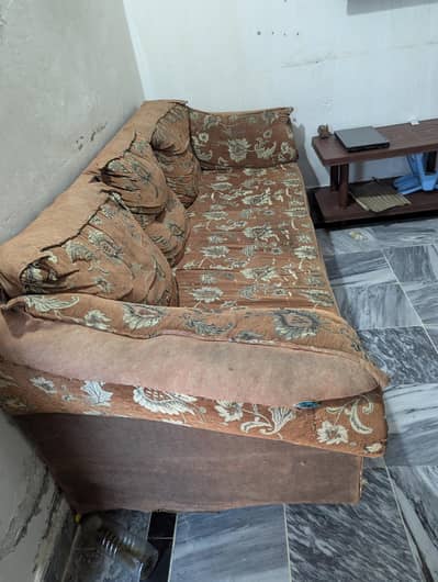 5 seater Sofa Set