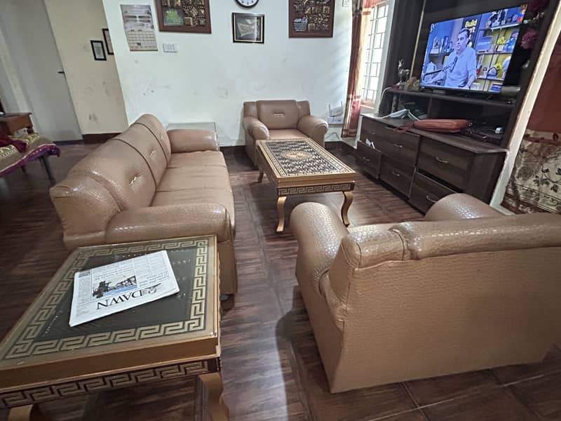Sofa Set with 3 Tables 0