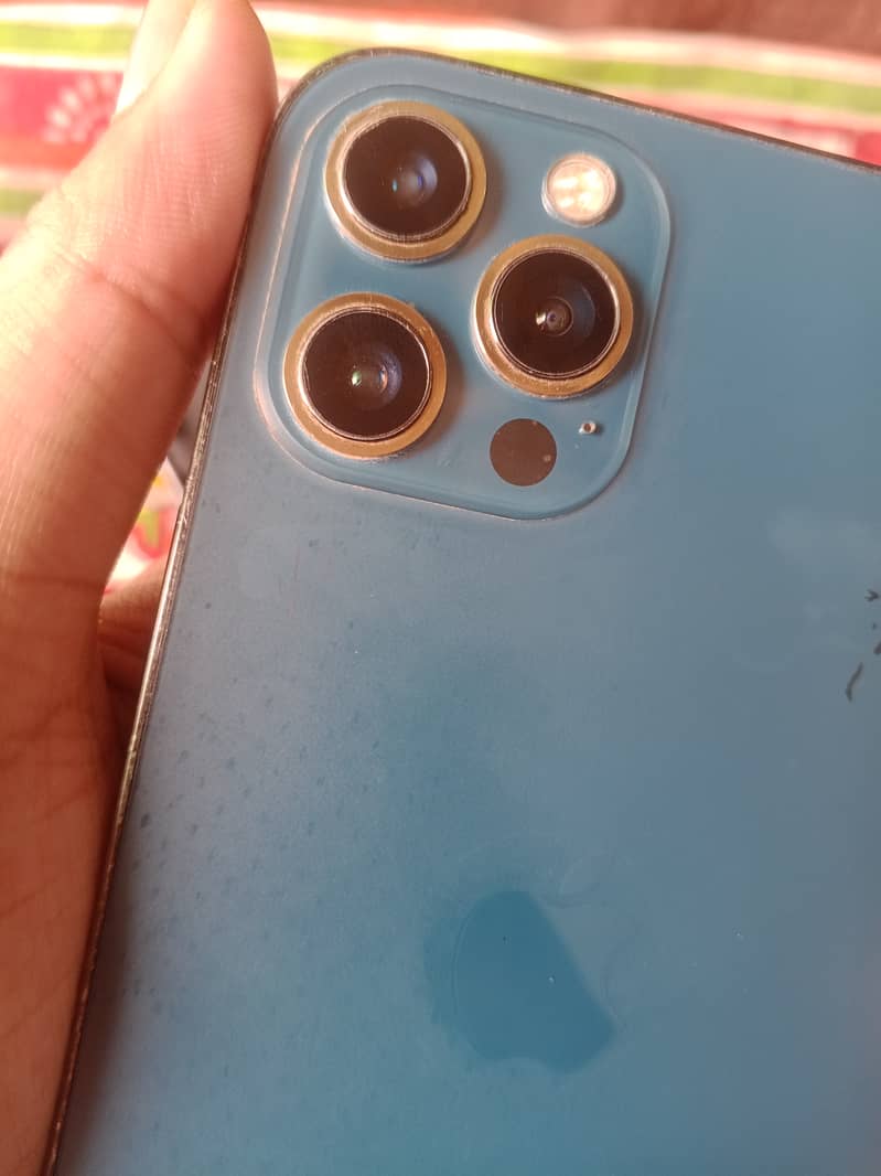 Apple iPhone 12 Pro Max 1