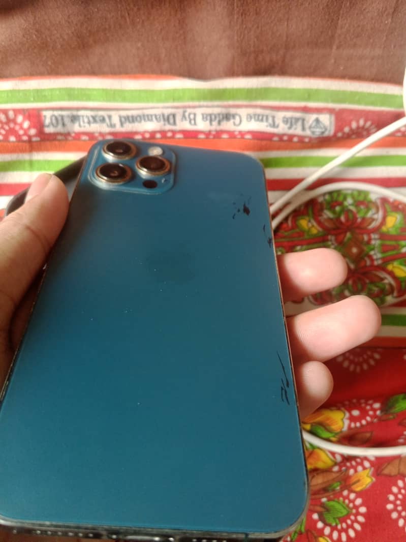 Apple iPhone 12 Pro Max 2