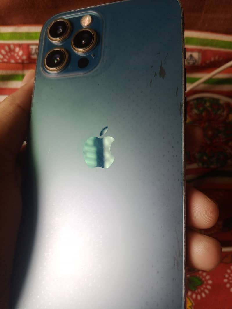 Apple iPhone 12 Pro Max 3