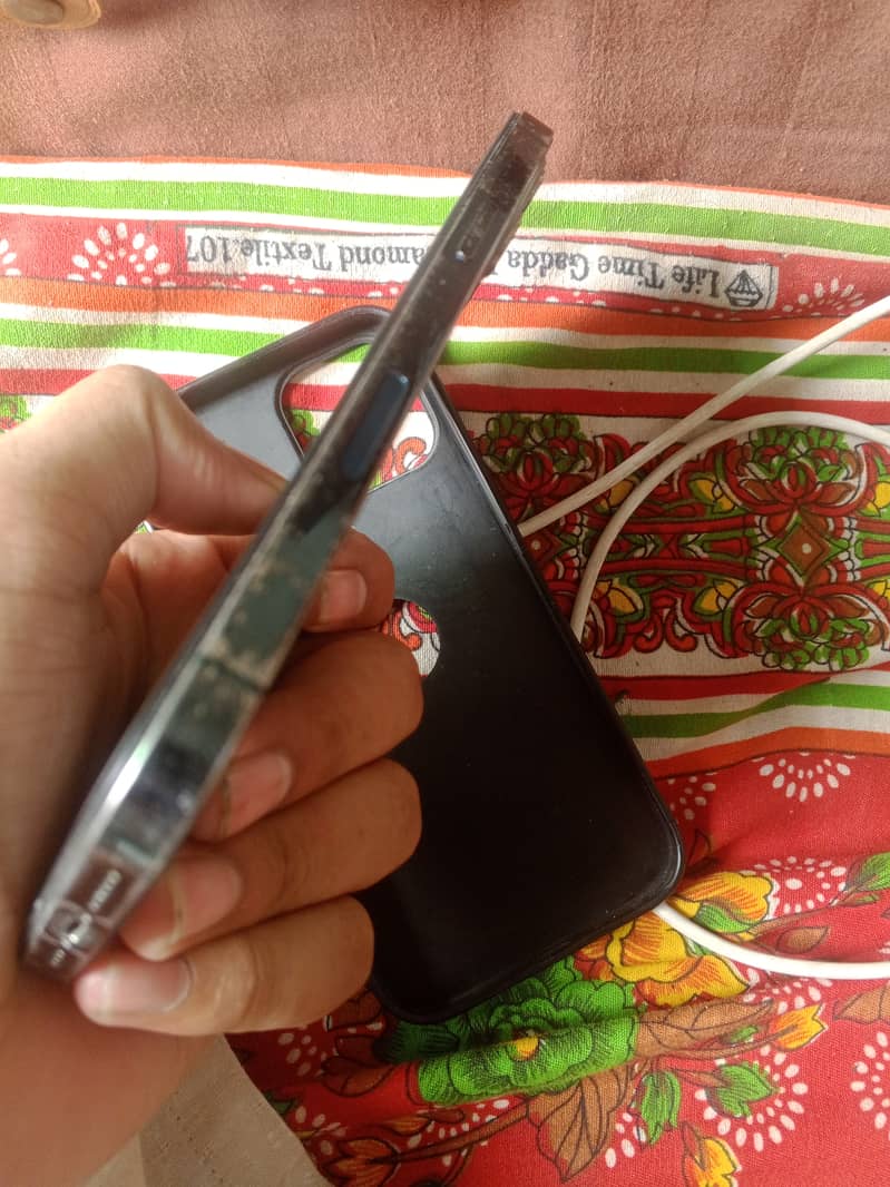 Apple iPhone 12 Pro Max 9