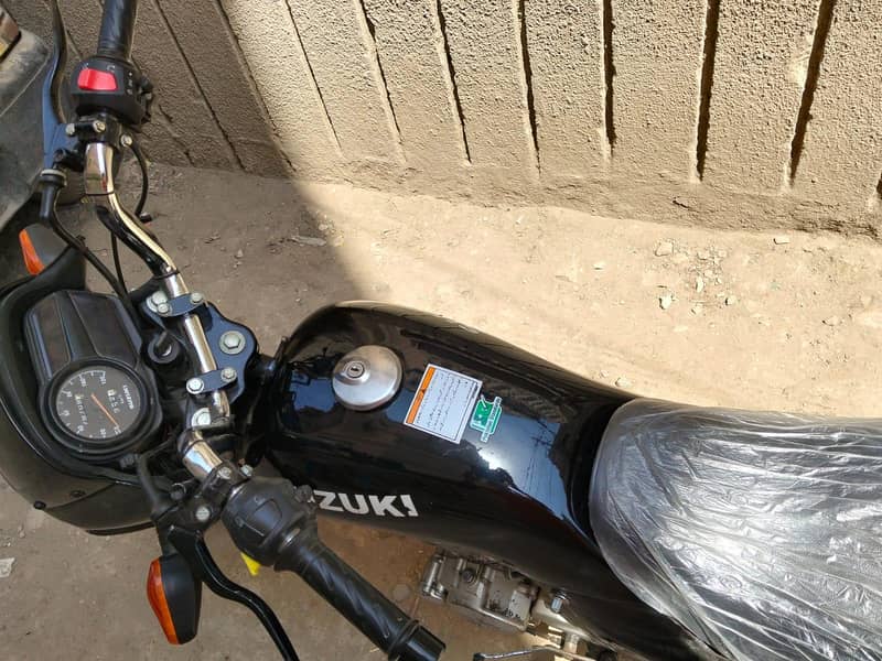 Suzuki GD 110 Good condition like new with free lifetime tracker ...