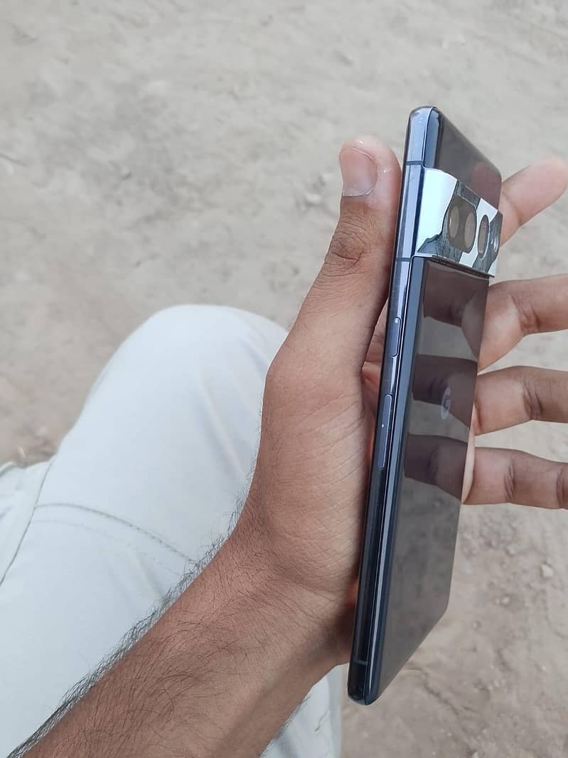 Google Pixel 7 Pro 2
