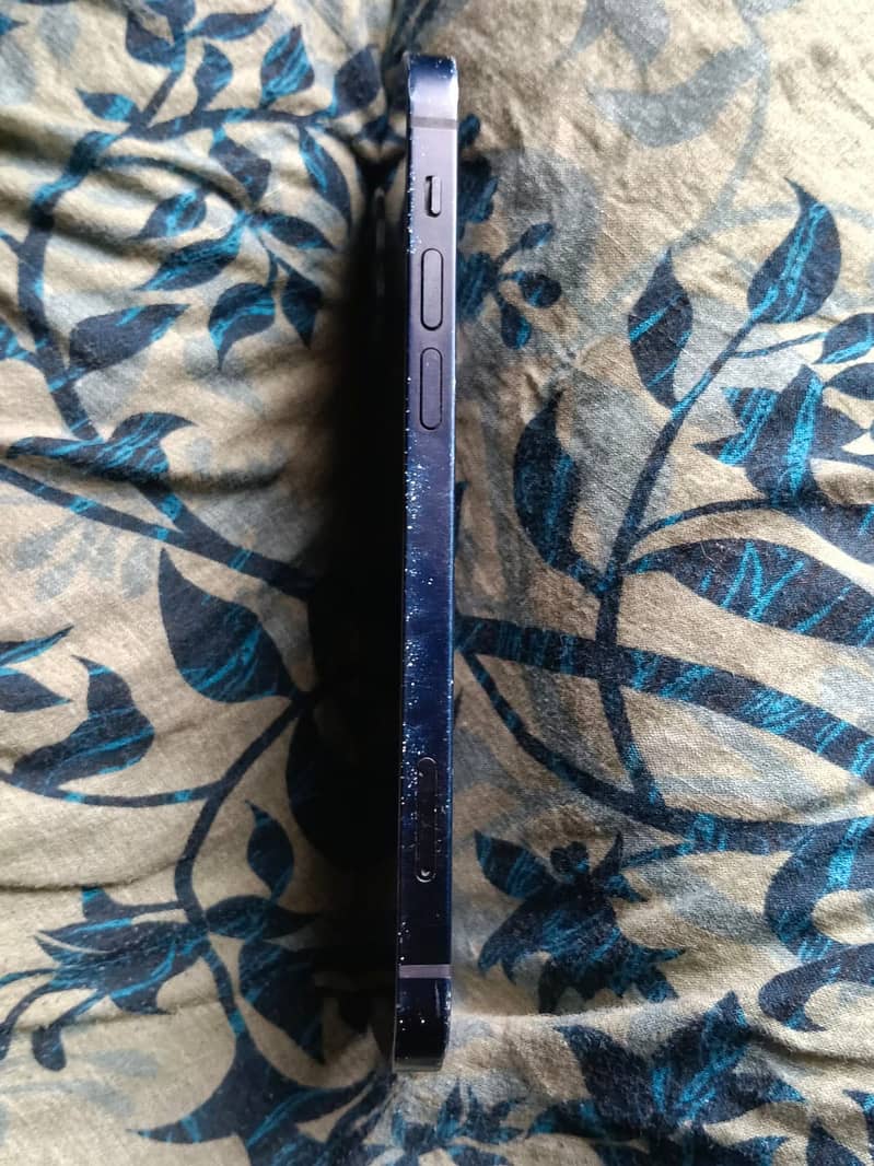 Iphone 12 simple 2