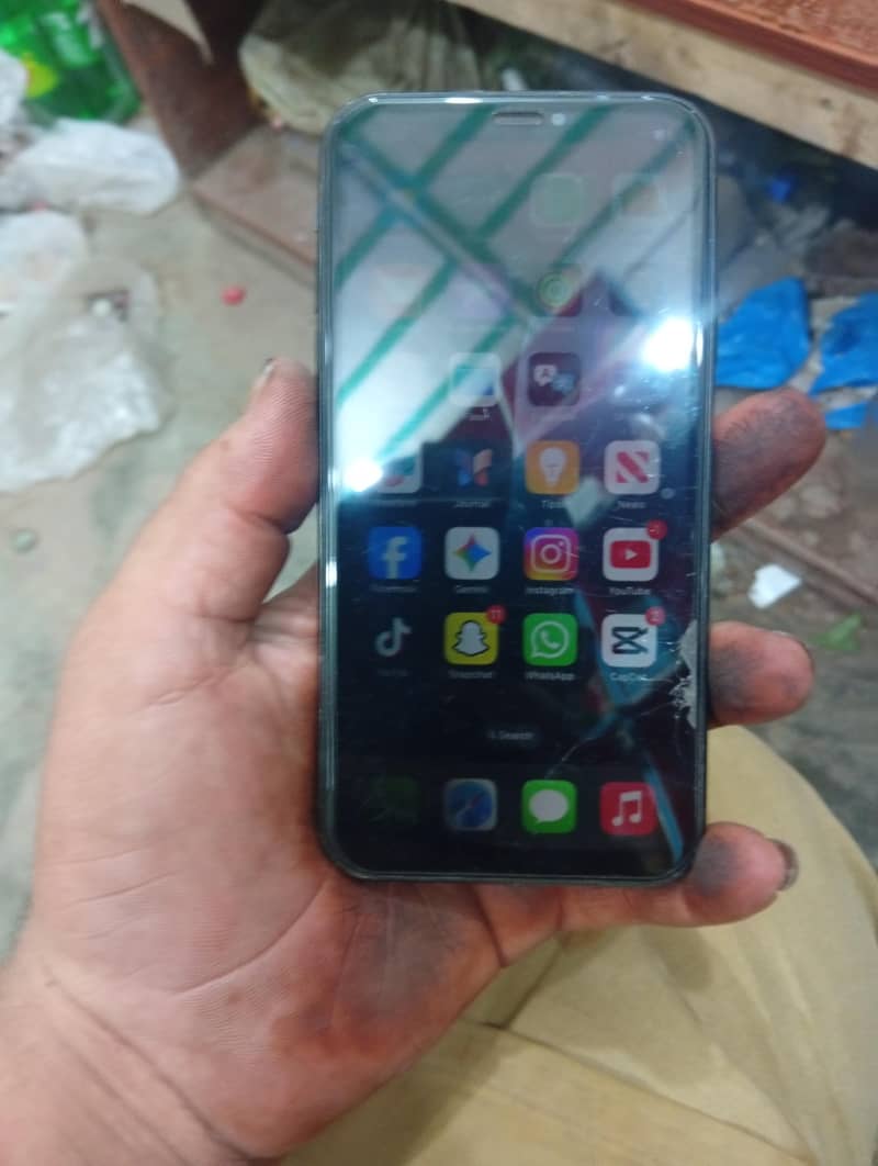 Apple iPhone XR 3