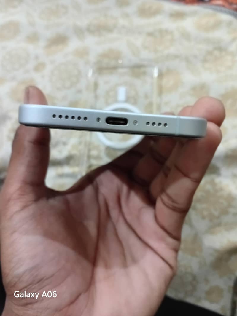 Apple iPhone 15 plus 5