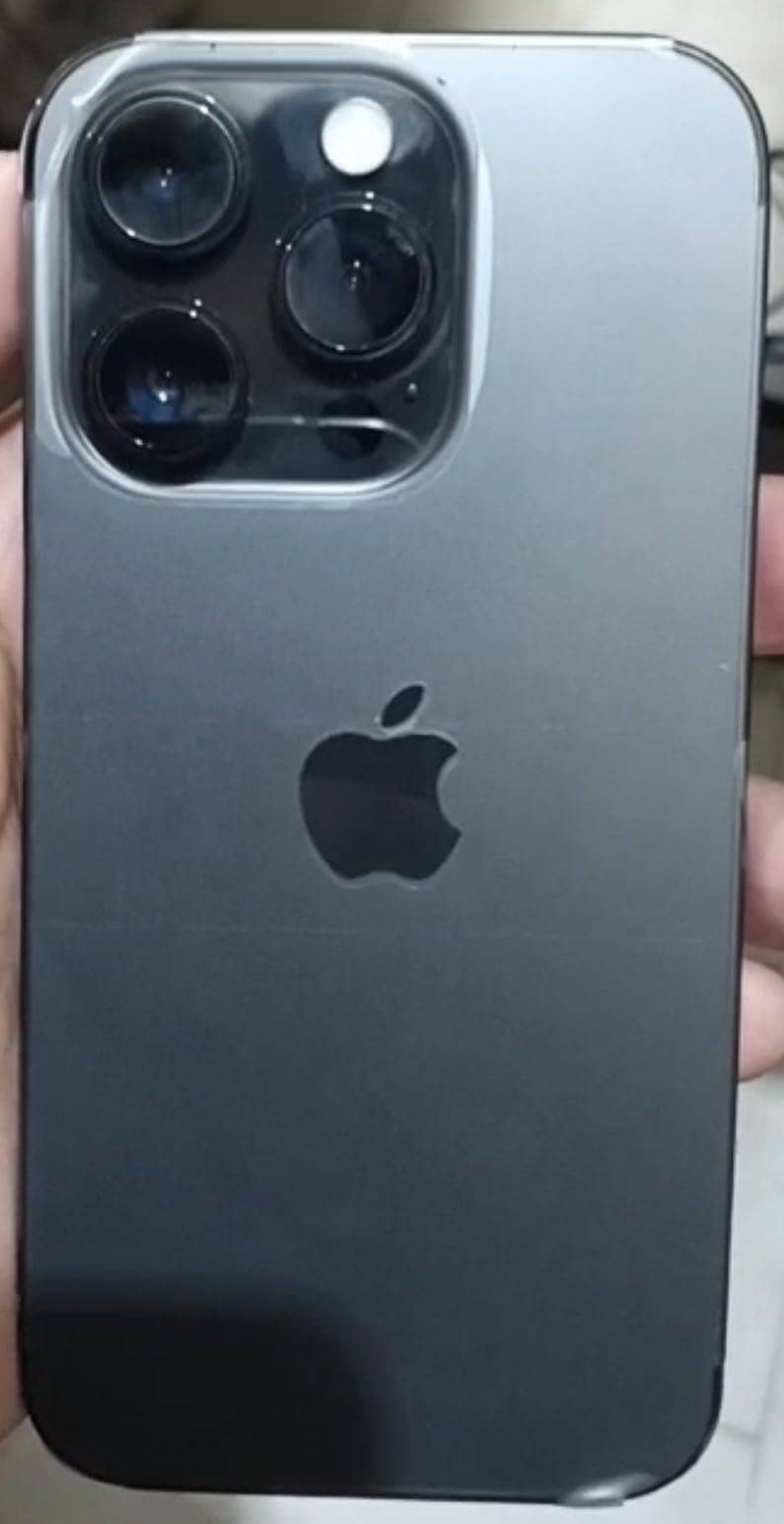 Apple iPhone 14 Pro 0