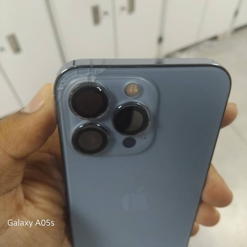 Apple iPhone 13 Pro 6