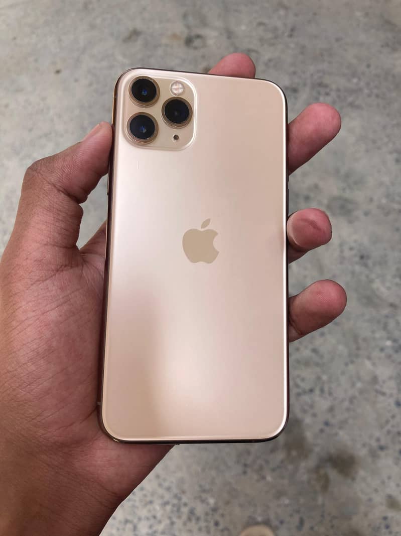 Apple iPhone 11 Pro 1