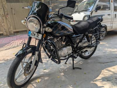 Suzuki GS 150 SE